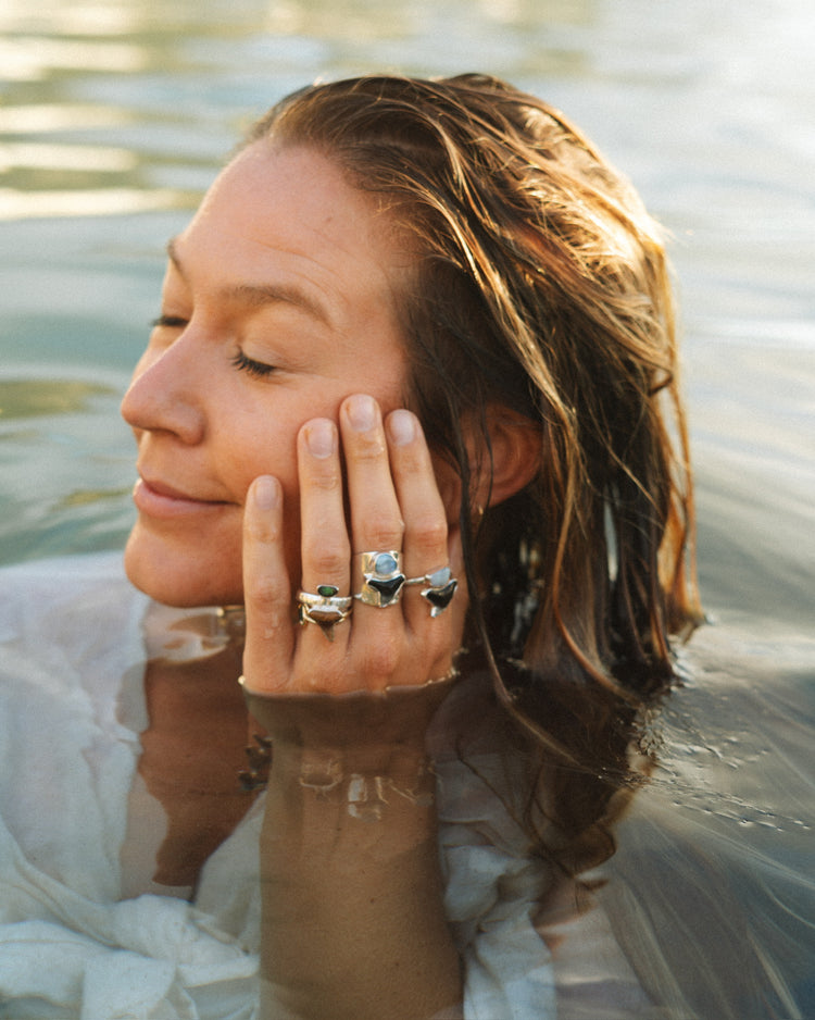 opal crest ring size 7