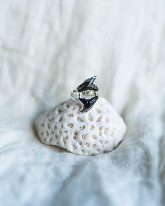 twin fin ring size 8.5