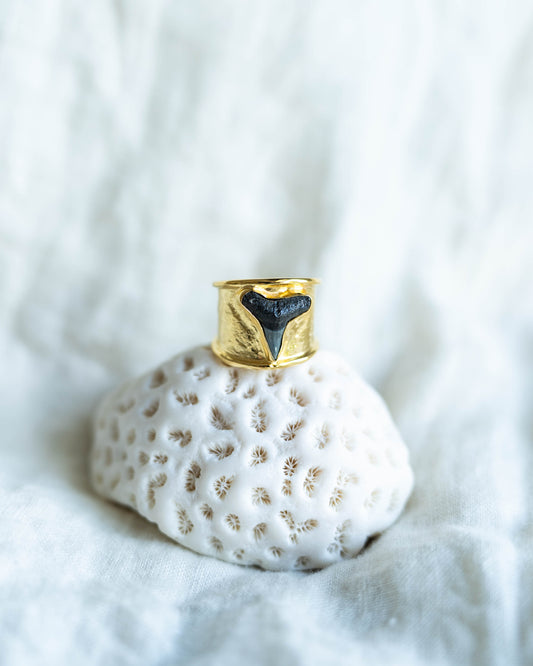 gold apex ring size 7