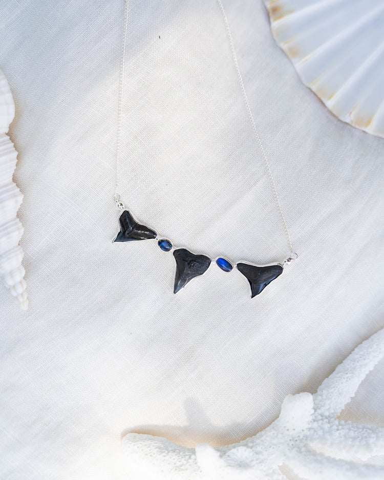 dainty opal jaw choker