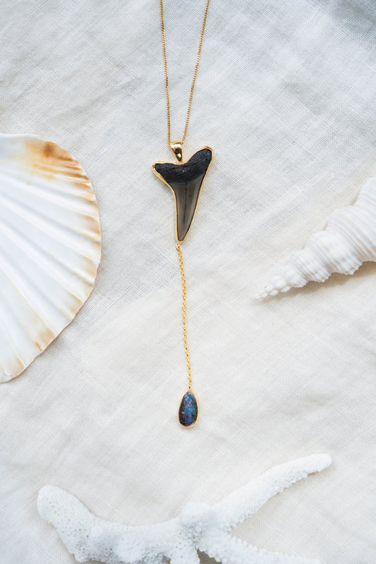 gold moana lariat necklace