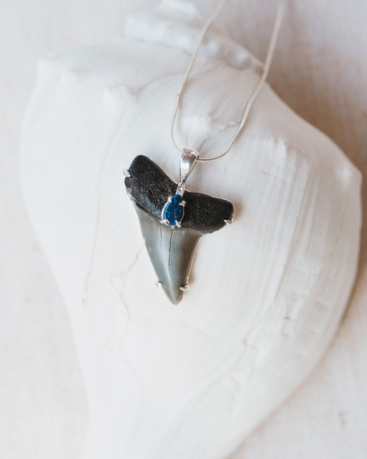 abyssal necklace