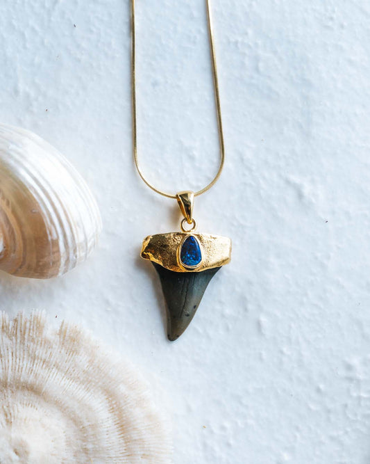 gold opal mana necklace