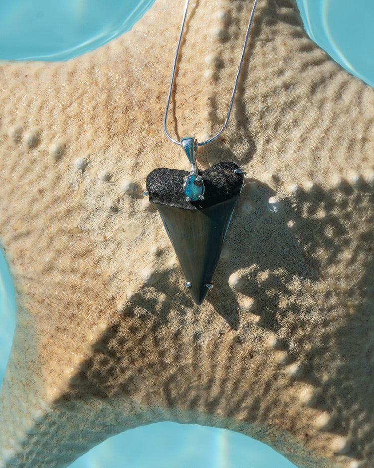 abyssal necklace