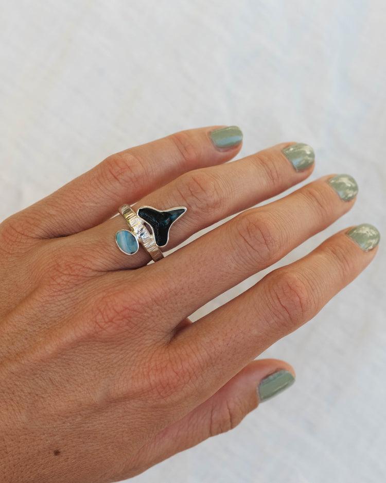 opal crest ring size 6