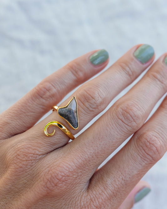 gold swirl wrap ring size 6