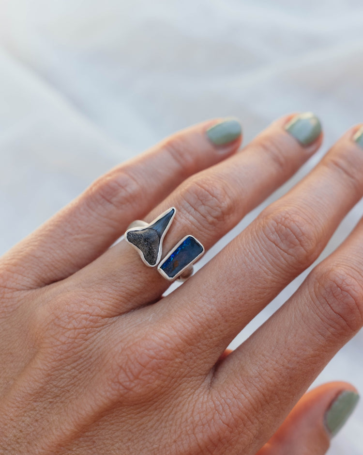 thin unpolished opal clasp ring size 6