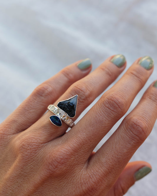 opal crest ring size 7