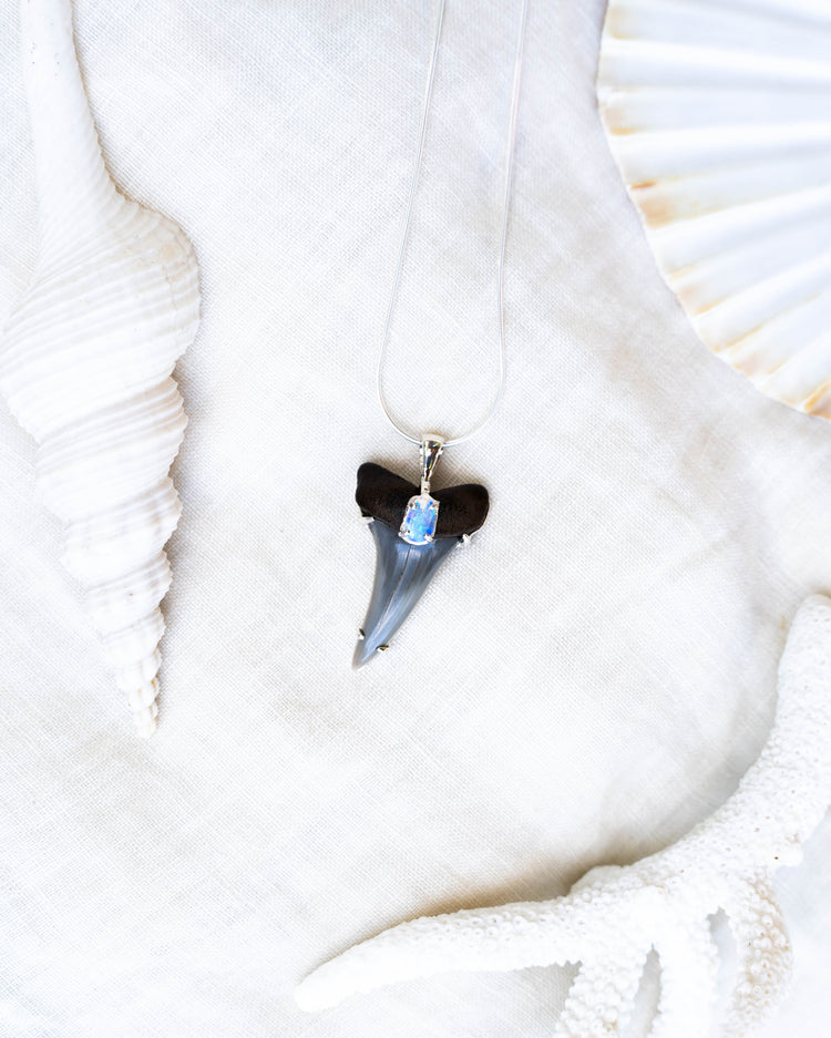 abyssal necklace