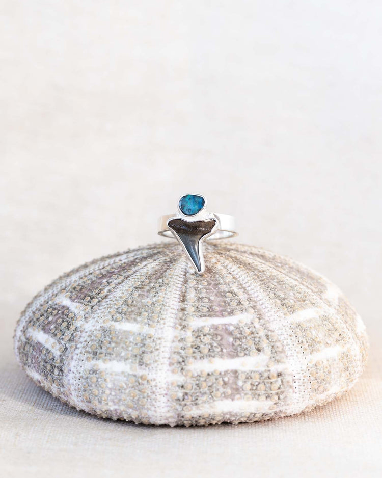 fixed opal ring size 8