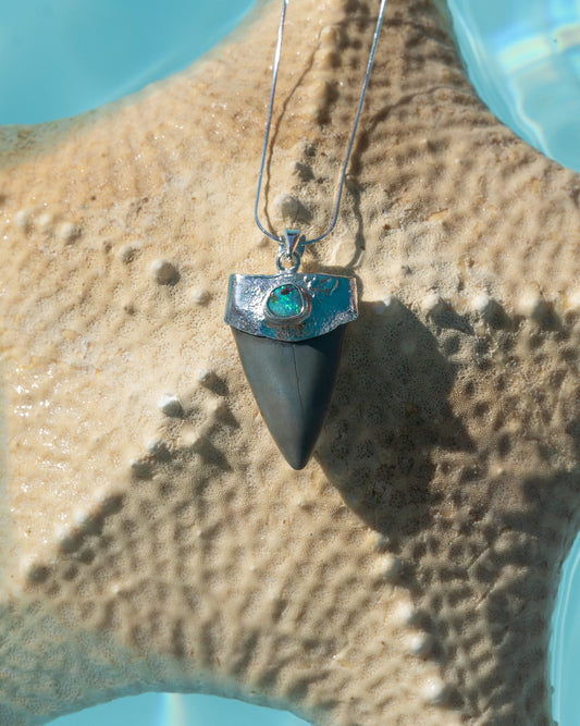opal mana necklace