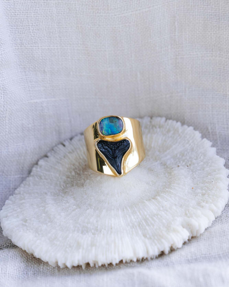 gold opal block ring size 7