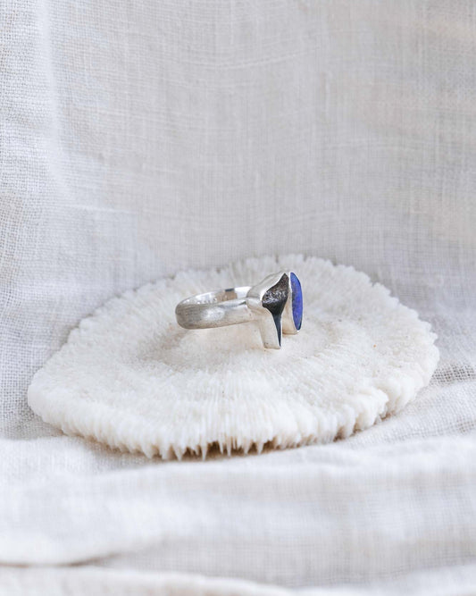 thin unpolished opal clasp ring size 6