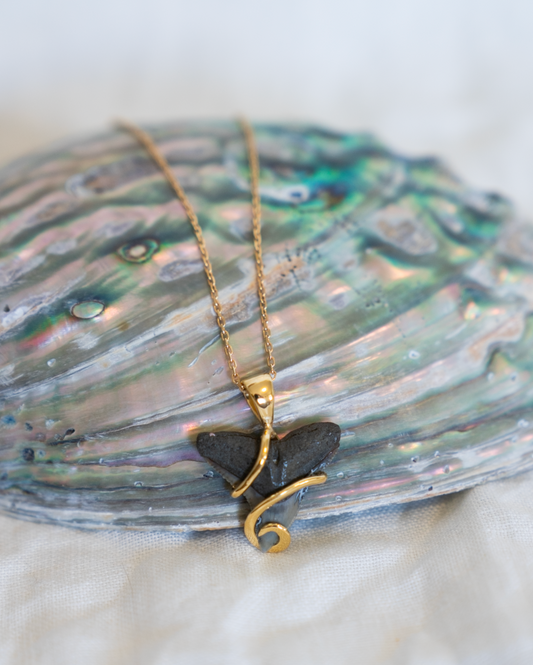 Gold Swirl Necklace